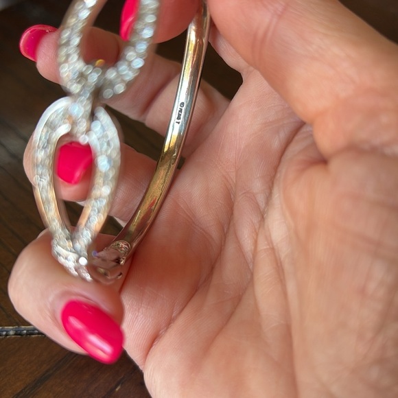 Monet hinged bangle Bracelet silver tone with sparkling crystals bridal secure - Picture 8 of 10